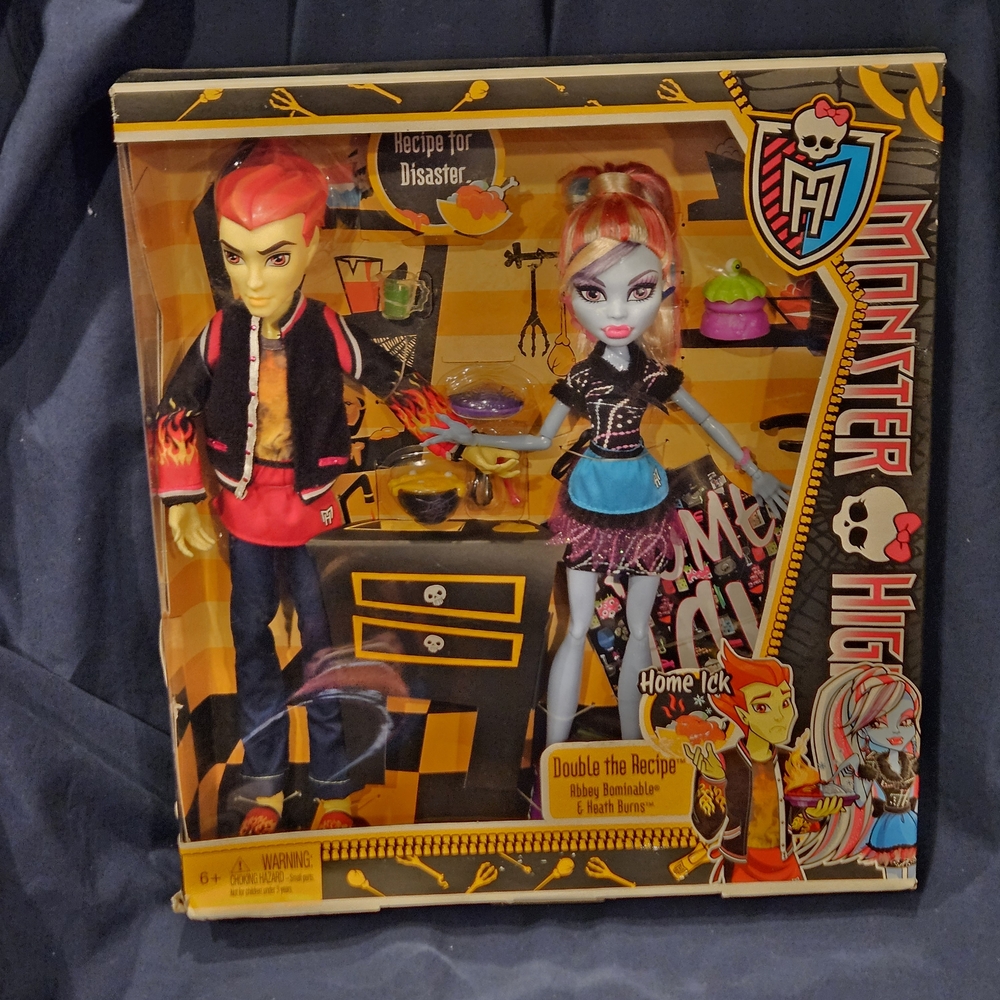 🤞Monster High Home lck Double the Recipe Abbey Bominable Heath Burns BBC82 - Picture 2 of 2